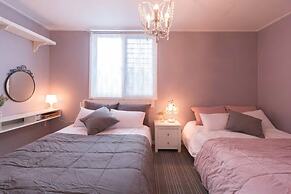 Kim's Family House 3F