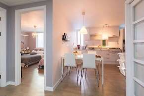 Kim's Family House 3F