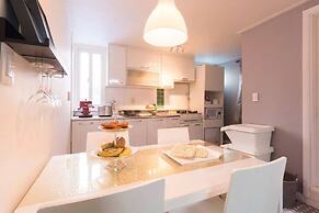 Kim's Family House 3F