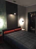 Tiburtina Suites