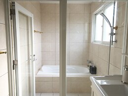 Ocean Villa Tin Gala