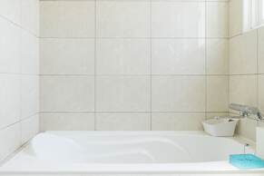 Ocean Villa Tin Gala