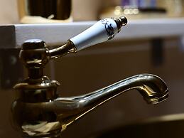 Ocean Villa Tin Gala