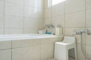 Ocean Villa Tin Gala