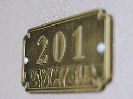 Ocean Villa Tin Gala