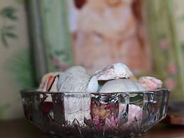 Ocean Villa Tin Gala