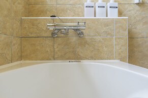 Ocean Villa Tin Gala