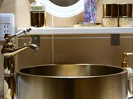 Ocean Villa Tin Gala