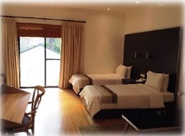 Bellagio Hills Hotel and Restaurant