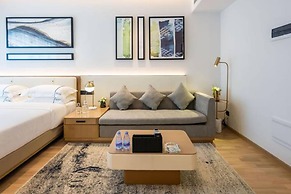 Platinum Stearns Hotel