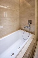 Platinum Stearns Hotel