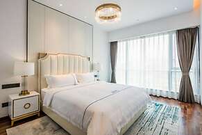 Platinum Stearns Hotel