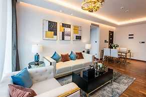 Platinum Stearns Hotel