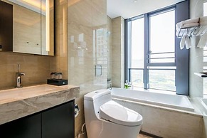 Platinum Stearns Hotel