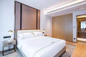 Platinum Stearns Hotel