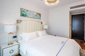 Platinum Stearns Hotel