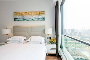 Platinum Stearns Hotel