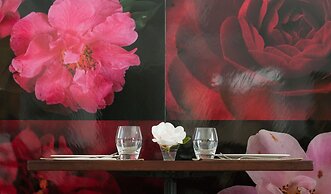 La Casa de Las Camelias