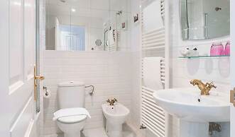 La Casa de Las Camelias