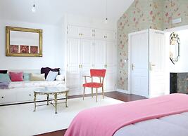 La Casa de Las Camelias