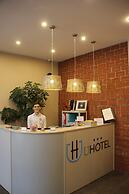 U Hotel