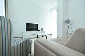 ROYAL GARDENS Apartments