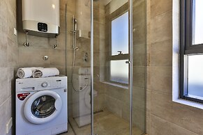 ROYAL GARDENS Apartments