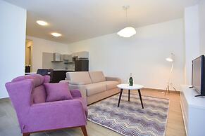 ROYAL GARDENS Apartments