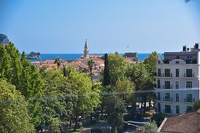 ROYAL GARDENS Apartments