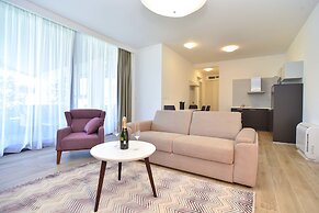 ROYAL GARDENS Apartments