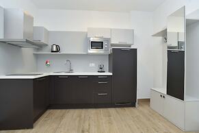 ROYAL GARDENS Apartments