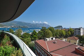 ROYAL GARDENS Apartments