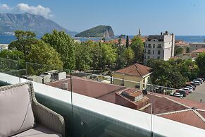 ROYAL GARDENS Apartments