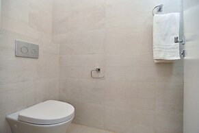 ROYAL GARDENS Apartments