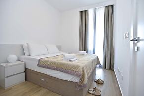 ROYAL GARDENS Apartments