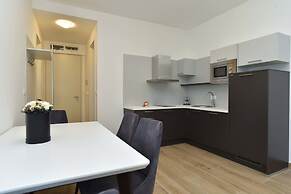 ROYAL GARDENS Apartments