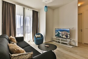 ROYAL GARDENS Apartments