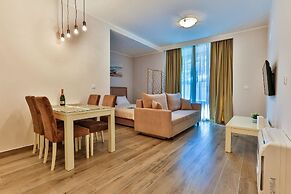 ROYAL GARDENS Apartments