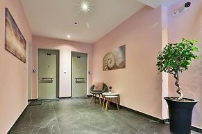 ROYAL GARDENS Apartments