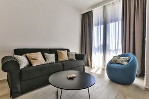 ROYAL GARDENS Apartments