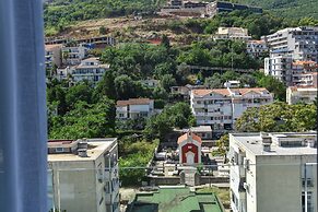 ROYAL GARDENS Apartments