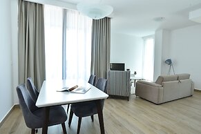 ROYAL GARDENS Apartments