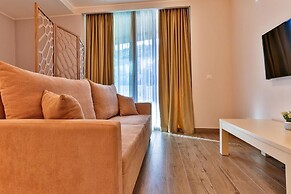 ROYAL GARDENS Apartments