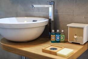 ROYAL GARDENS Apartments