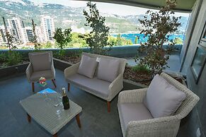 ROYAL GARDENS Apartments