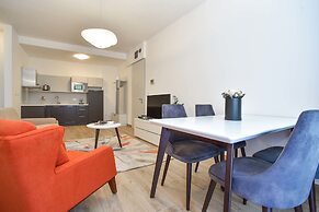 ROYAL GARDENS Apartments