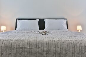 ROYAL GARDENS Apartments