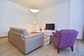 ROYAL GARDENS Apartments