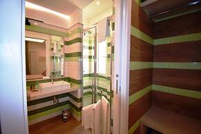 Melody Sorrento Suites