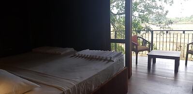 Wilpattu Tree House Hotel